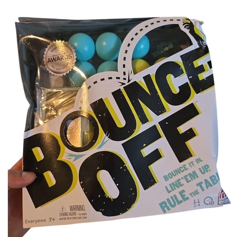 2014 Mattel CBJ83 Bounce-Off Board Game FAMILY GAME A6